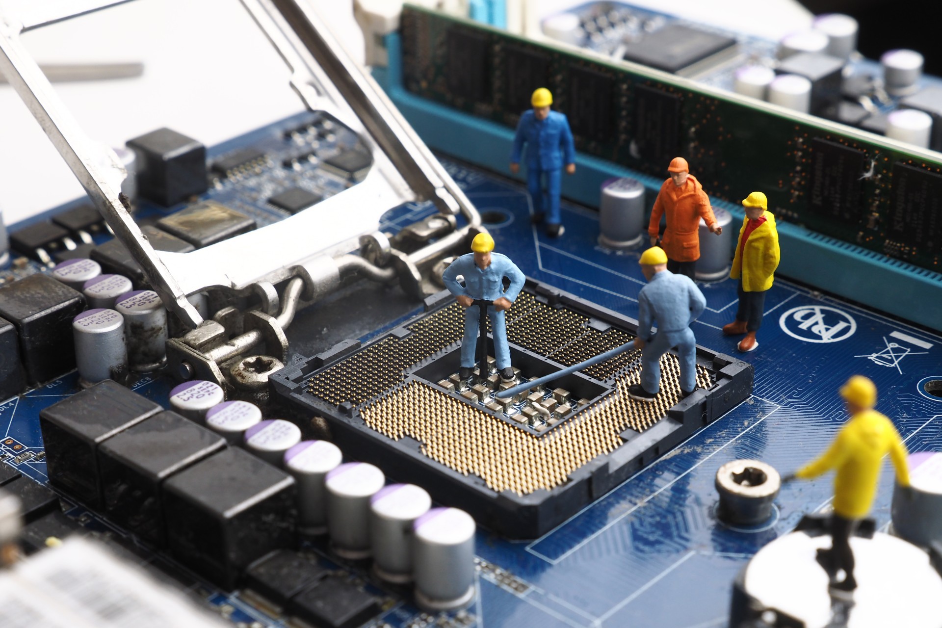 Computer & Laptop Sales / Services banner